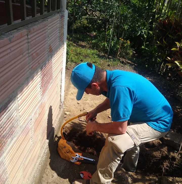 Instalación de acometida de gas domiciliaria